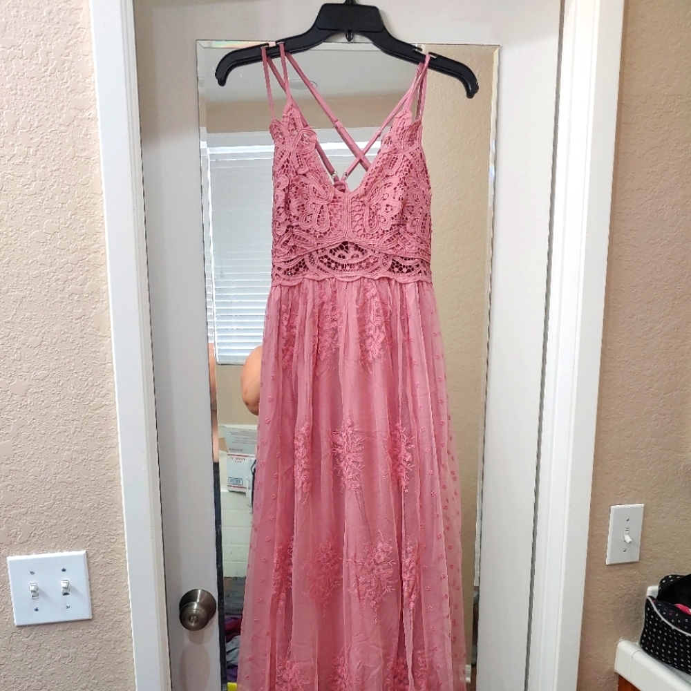 Lace dress